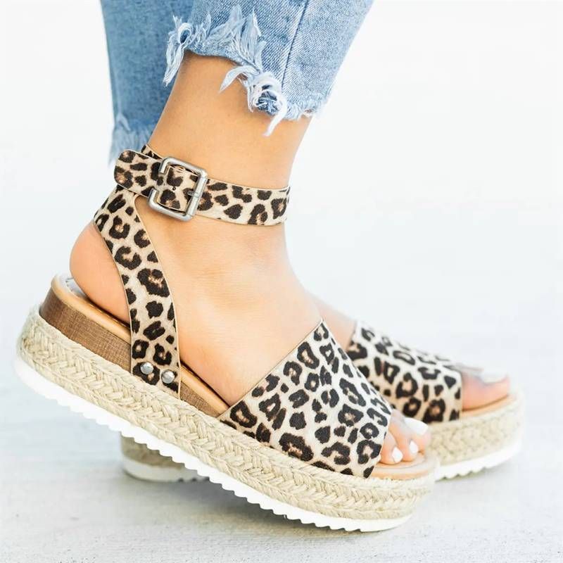 Trendsetting Leopard Patterned Platform Wedges: Casual yet Chic Footwear