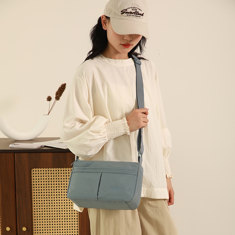 Colorful Fox New Single Shoulder Small Square Summer Lightweight Nylon Large Capacity Women's Crossbody Bag ddmymoon