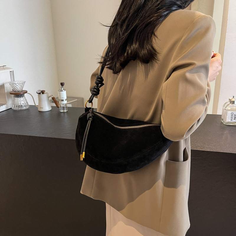 Cross-border Foreign Trade New Autumn Winter Super Hot Niche Suede Bag Versatile Designer Bag Tote Bag Purse Luxury Bag Bag Single Shoulder Underarm D