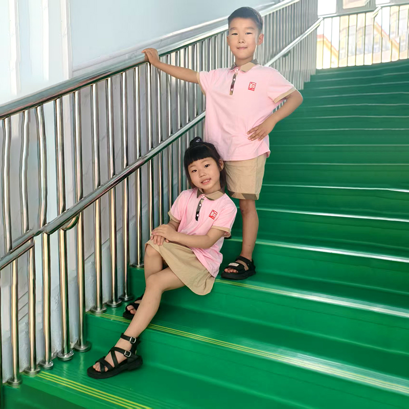 Customized summer school uniform set for girls and boys, children's walking short sleeved kindergarten uniform set