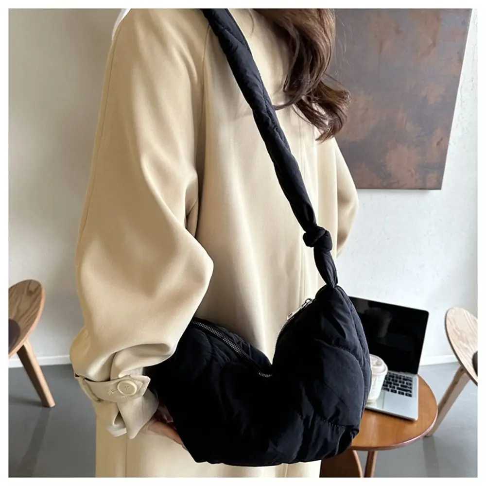 Large Capacity Shoulder Bags Down Cotton Padded Underarm Bags Solid Color Quilted Tote Bag Puffy Handbags Wen Shopping Bag Y250730