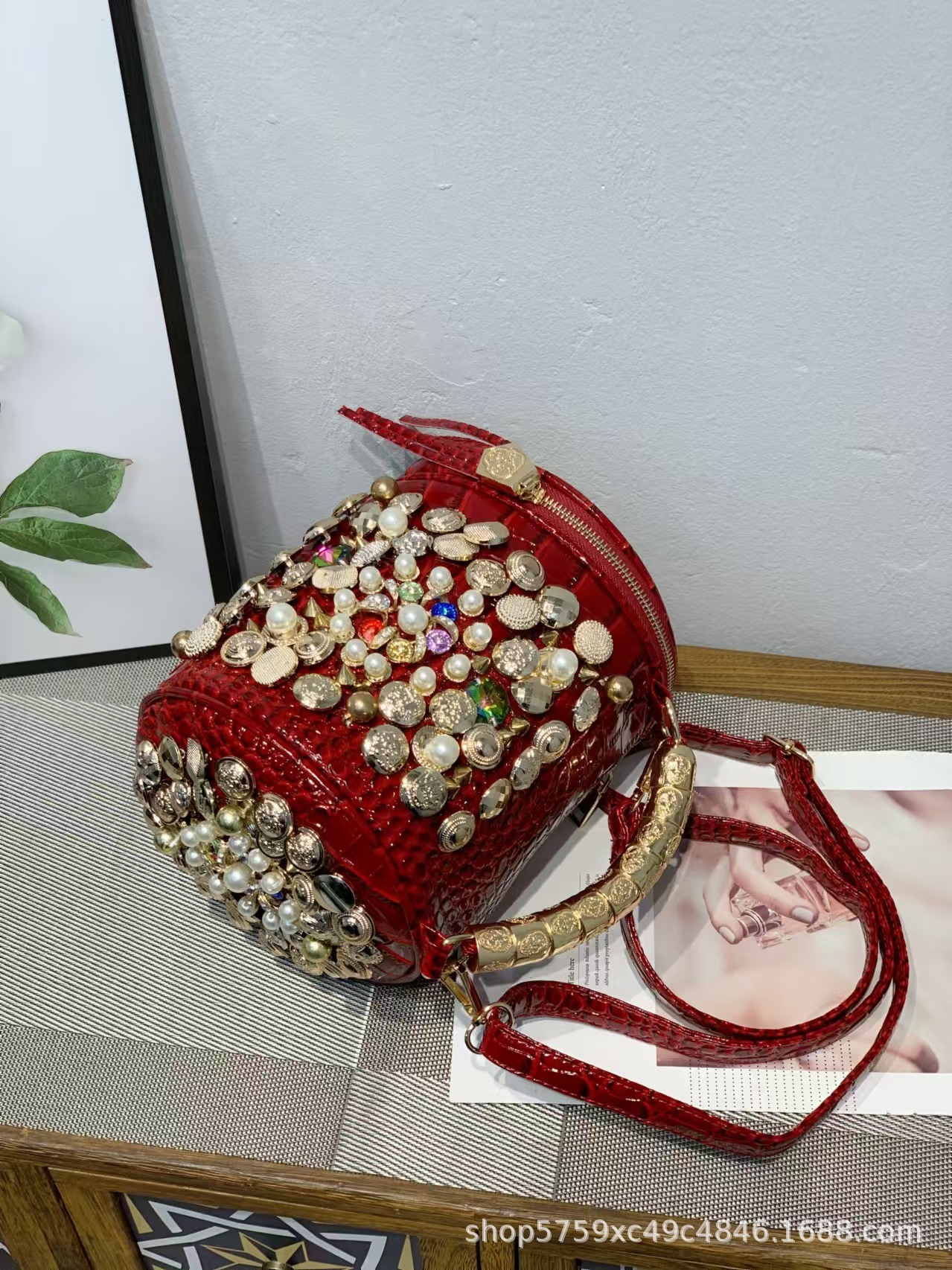 2025 Fashion Street Trend Bucket Handbag Shoulder Crossbody Bag Valentine's Day Gift ddmymoon