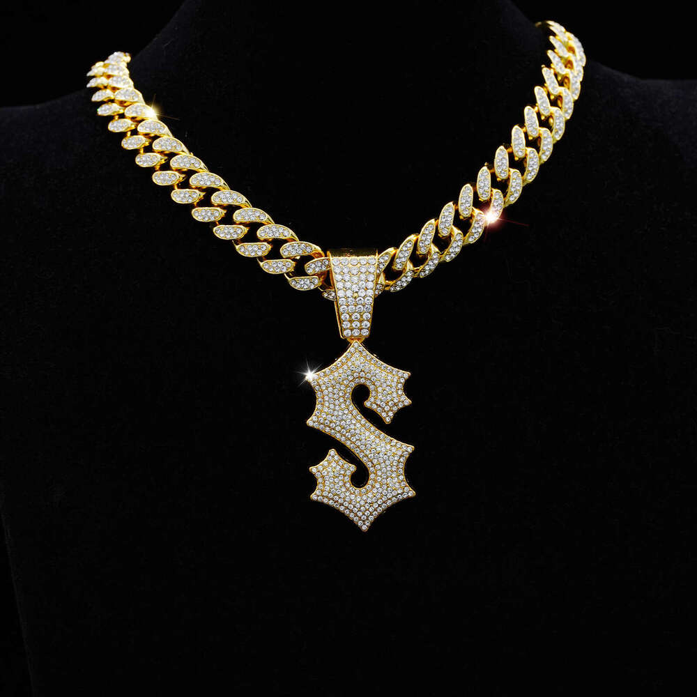 Men's Versatile Hip-Hop Cuban Chain Fashion Personality Full Dia S Letter Pendant