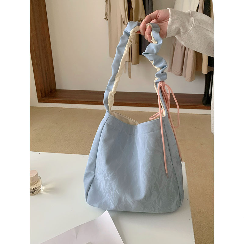 Designer Bag Original Niche Design Tote Bag Luxury Bag Textured Trendy Bag For Women 2025 New Style Wrinkled Large Capacity Crossbody Bag Trendy Tote 