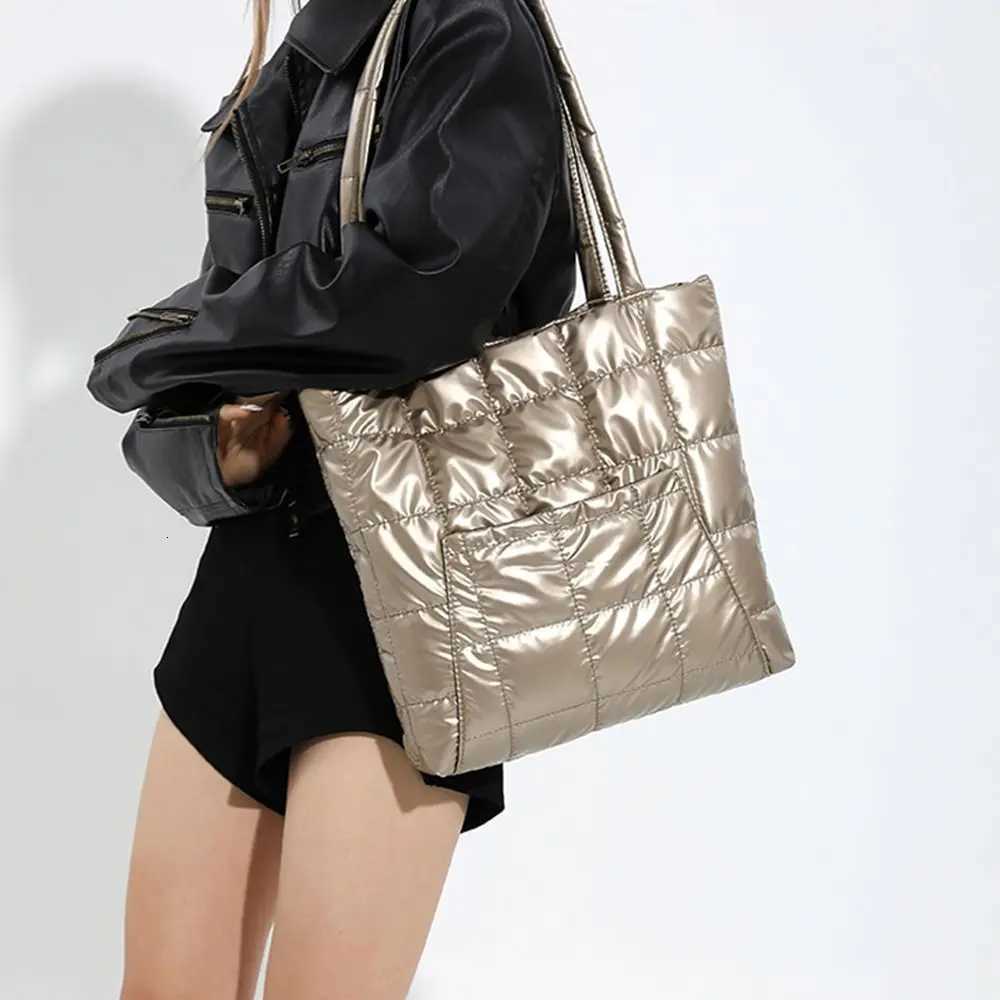 Girls Shopping Bags Underarm Bags Wen Large Capacity Shoulder Bag Quilted Handbags Casual Down Cotton Padded Tote Bags Y250730