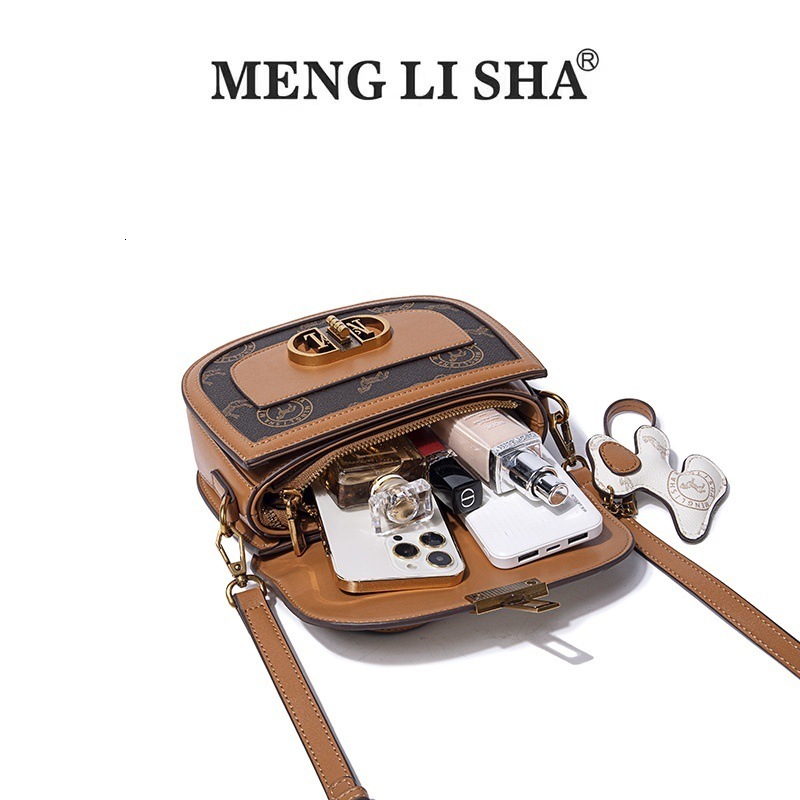 2025 Spring Summer New Fashion Versatile Niche Design Handheld Saddle Commuting Personality Simple Single Shoulder Crossbody Bag ddmymoon