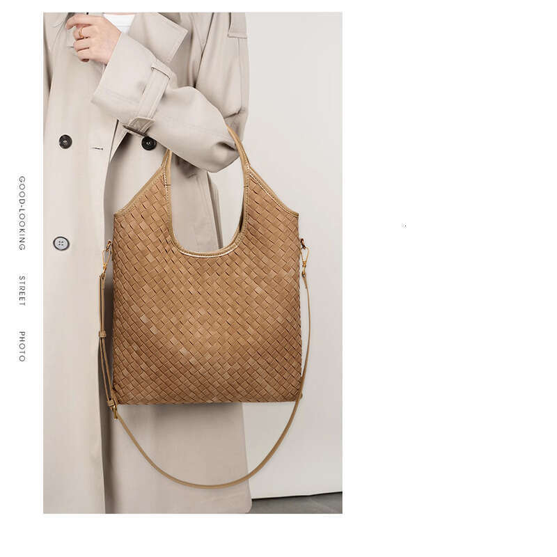 Women Casual Large Capacity Crossbody Handbag New Woven Underarm Single Shoulder Ladies Suede Matte Tote Bag