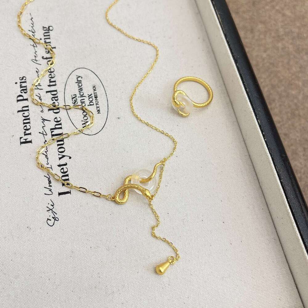 Sier Peace Buckle Necklace Autumn Winter Simple Versatile Unique Exquisite Snake Zodiac Year Clavicle Chain for Women 392