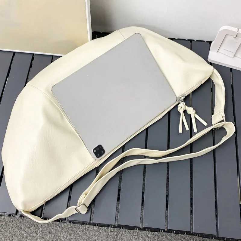 Stylish Dumpling Shaped PU Crossbody Bag for Men Suitable for Casual Outings and Large Capacity Needs Y250730