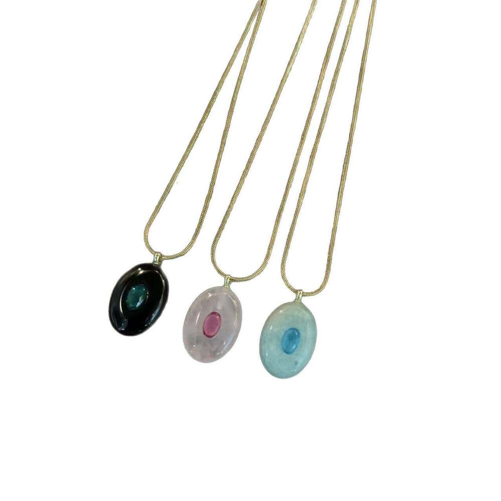 2025 New Classic Fashion Light Daily Commuting Oval Natural Stone Pink Quartz Necklace for Women with High-end Feel