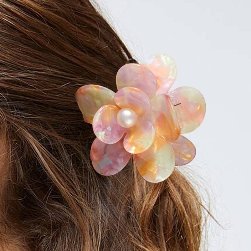 Goreisi for Women, Autumn and Winter Accessories, New Pearl Flower Hair Women's Back of Head Ponytail Claw Clip, Shark Clip