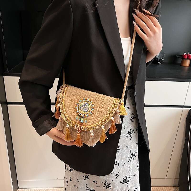 Tassel Chinese Ethnic Style Niche Design for Women Large Capacity Straw Beach Single Shoulder Crossbody Bag Trendy