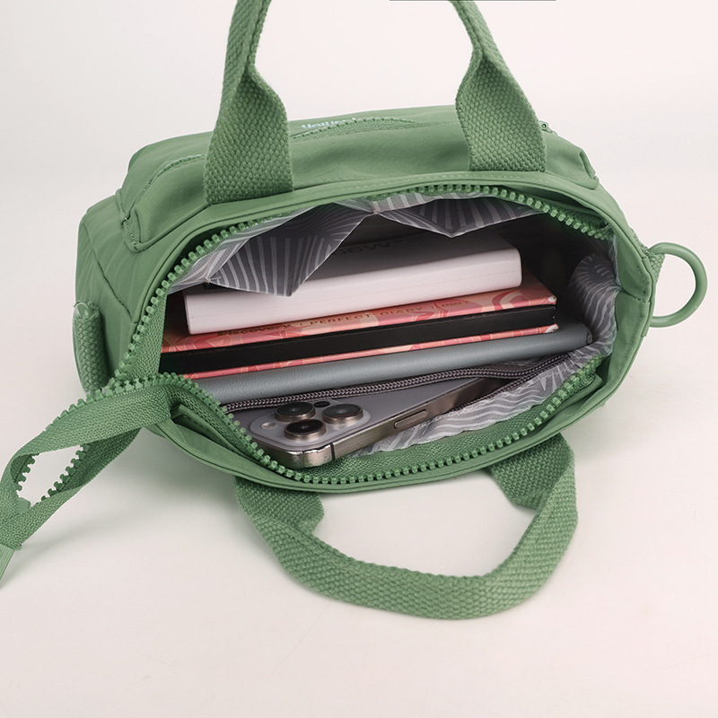 Colorful Fox Women's 2025 New Fashionable Stylish Single Shoulder Handheld Nylon Small Crossbody Cloth Bag ddmymoon