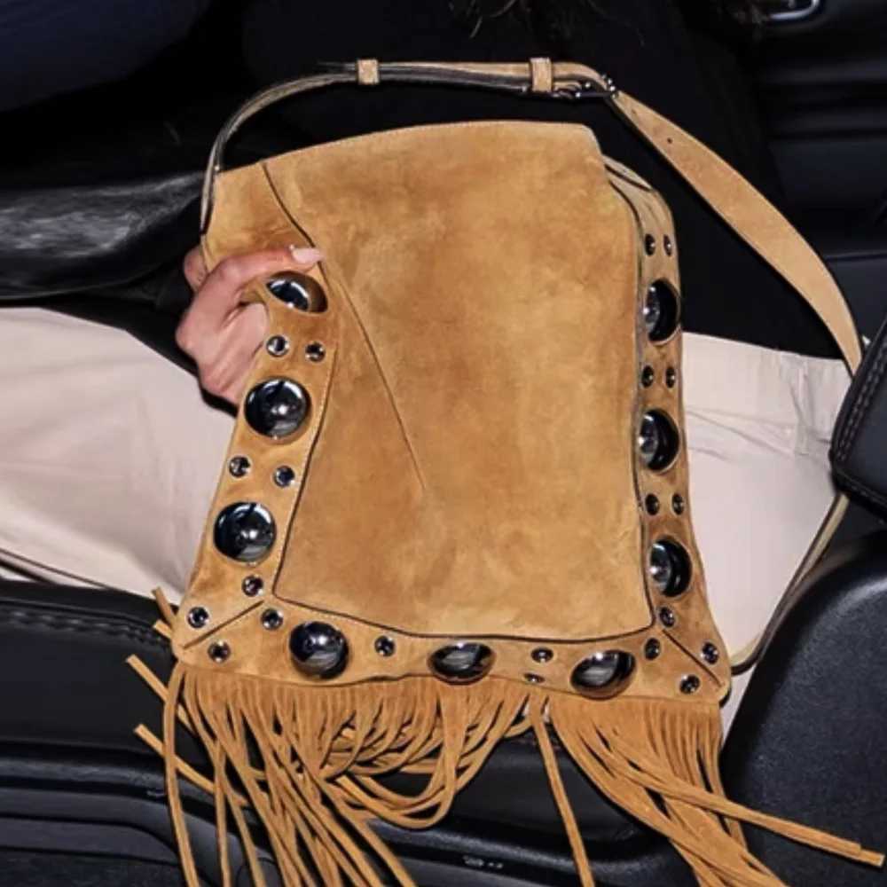 New Womens Handbag Boho Style Niche Design Imitation Deerskin Fleece Postman Tassel one-Shoulder Crossbody Womens Bag Y250730