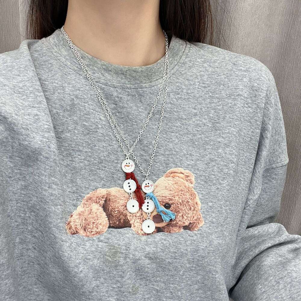White Button Tassel Cute Snowman Pendant Necklace Niche High-end Personality Cool Korean Style Autumn Winter Collarbone Chain 177