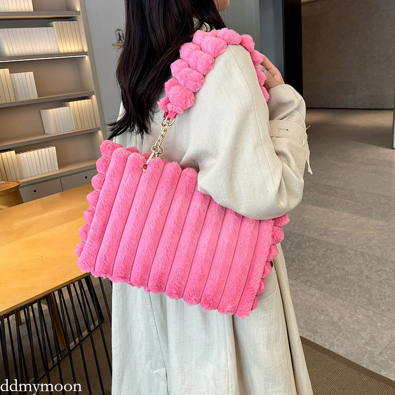 Plush for Women 2024 New Korean Version Large Capacity Sweet Chain Tote Casual Fashion Handbag Shoulder Bag ddmymoon