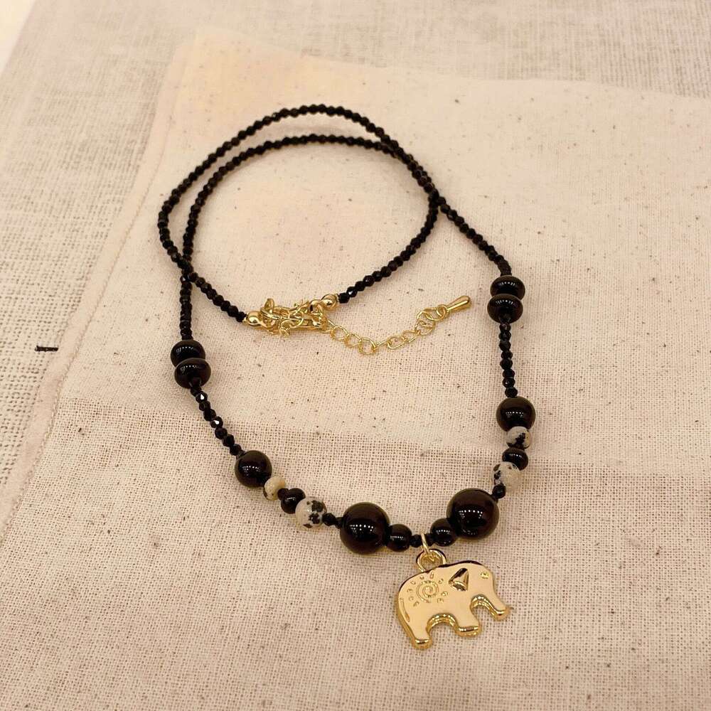 New Chinese Style Black Onyx Necklace Niche Design Minimalist Clavicle Chain Layered Light High-end Accessory for Women e06