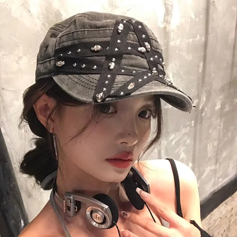 American Retro Punk Style Rivet Star Baseball Caps Women Summer Autumn Casual Versatile Personality Y2k Flat Top Hats 250730