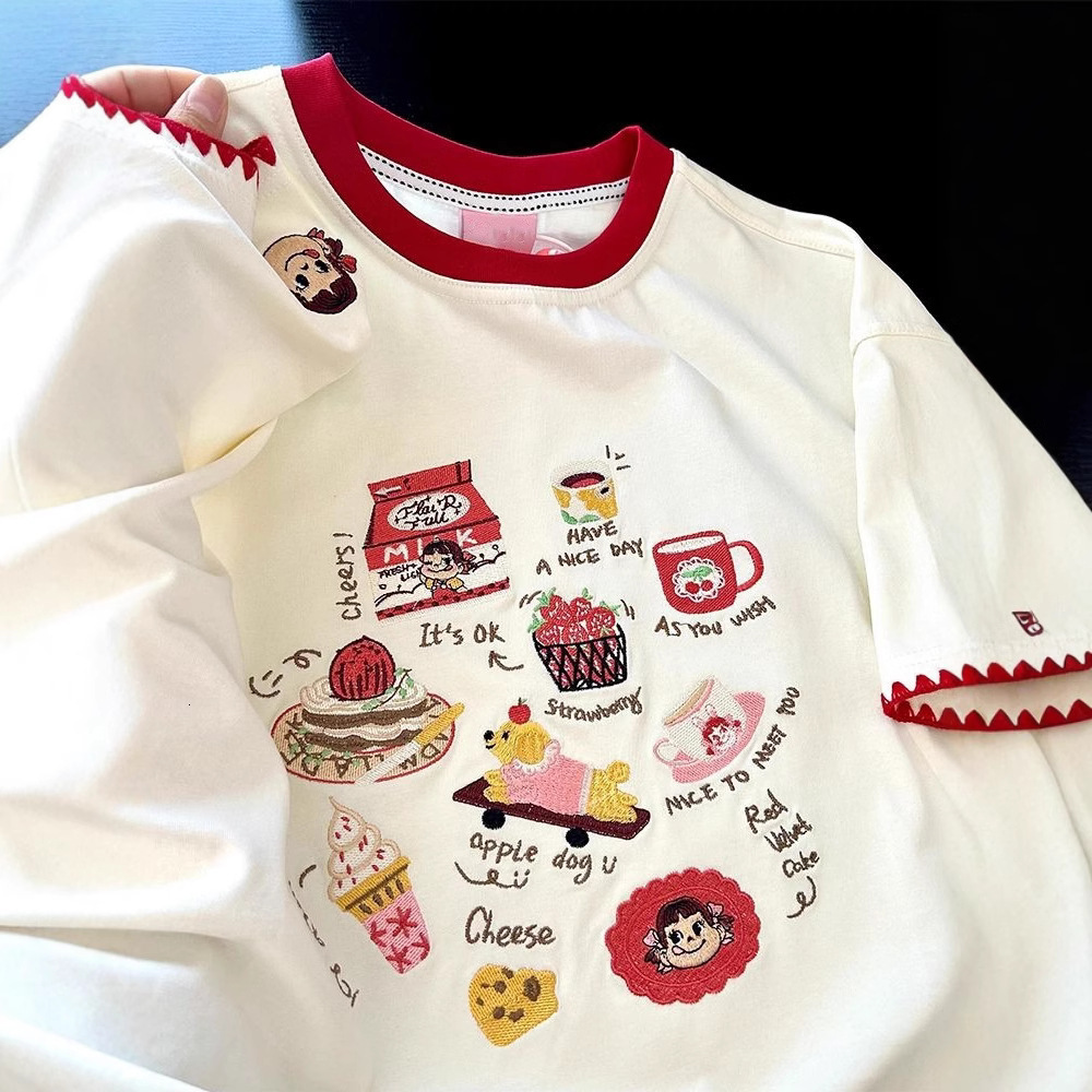 2025 American retro heavy craft embroidery niche design women's summer new loose casual versatile top fashionable new designer T-shirt