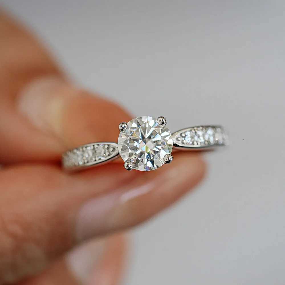 925 Sterling Silver Womens Four Prong Fashion Luxe Elegant Ring Perfect for Daily Wear Engagement and Wedding Ring y250730