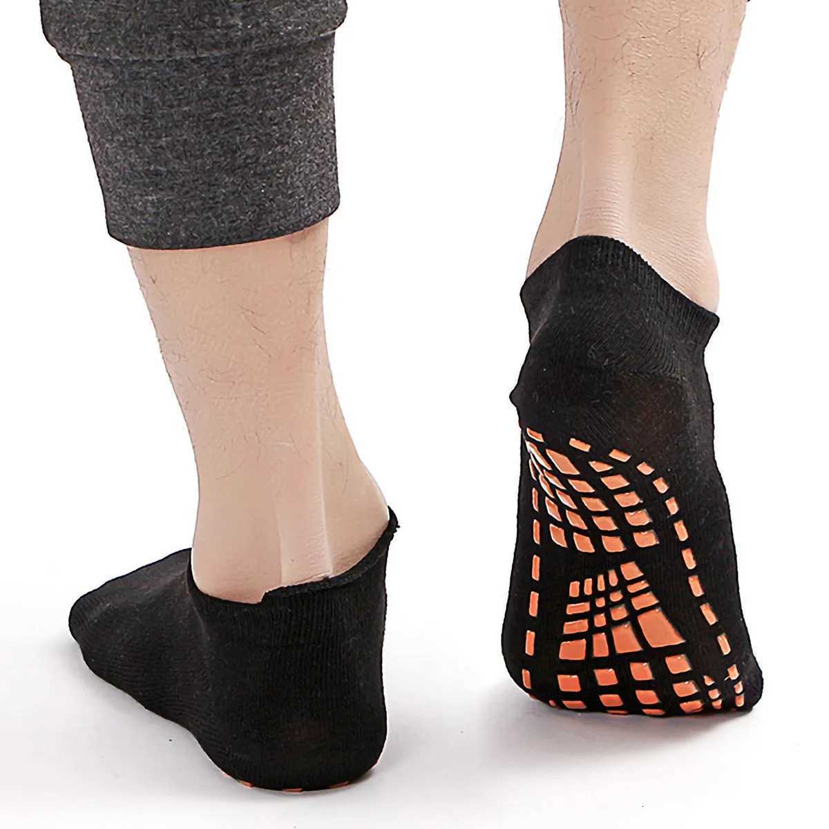 1/4 Pairs Unisex Silicone Non-Slip Grip Trampoline Socks for Womens and Mens Hospital Yoga Pilates Indoor Sports Z250731