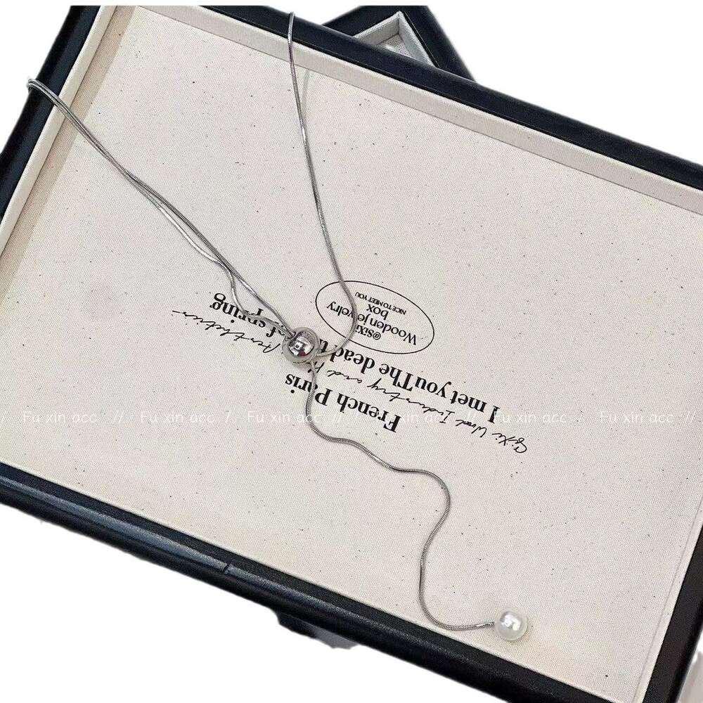 FX New Stainless Steel Round Bead Pendant Tassel Necklace Niche Couple Style Zircon Clavicle Chain Light High-end Choker 986