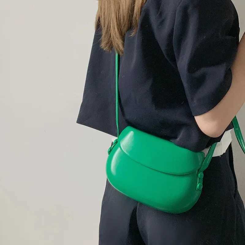 Candy Color Women Saddle Shoulder Bag Portable Female Clutch Purse Handbags Crossbody Bag Fashion Ladies Small Messenger Bags Y250730