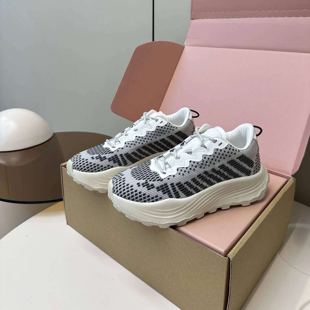 New Women Size35-44 Couple Sneakers Flat Platform Sports Mesh Flats Round Toe Lace Up Designer Shoes Zapatillas De Mujer 99f