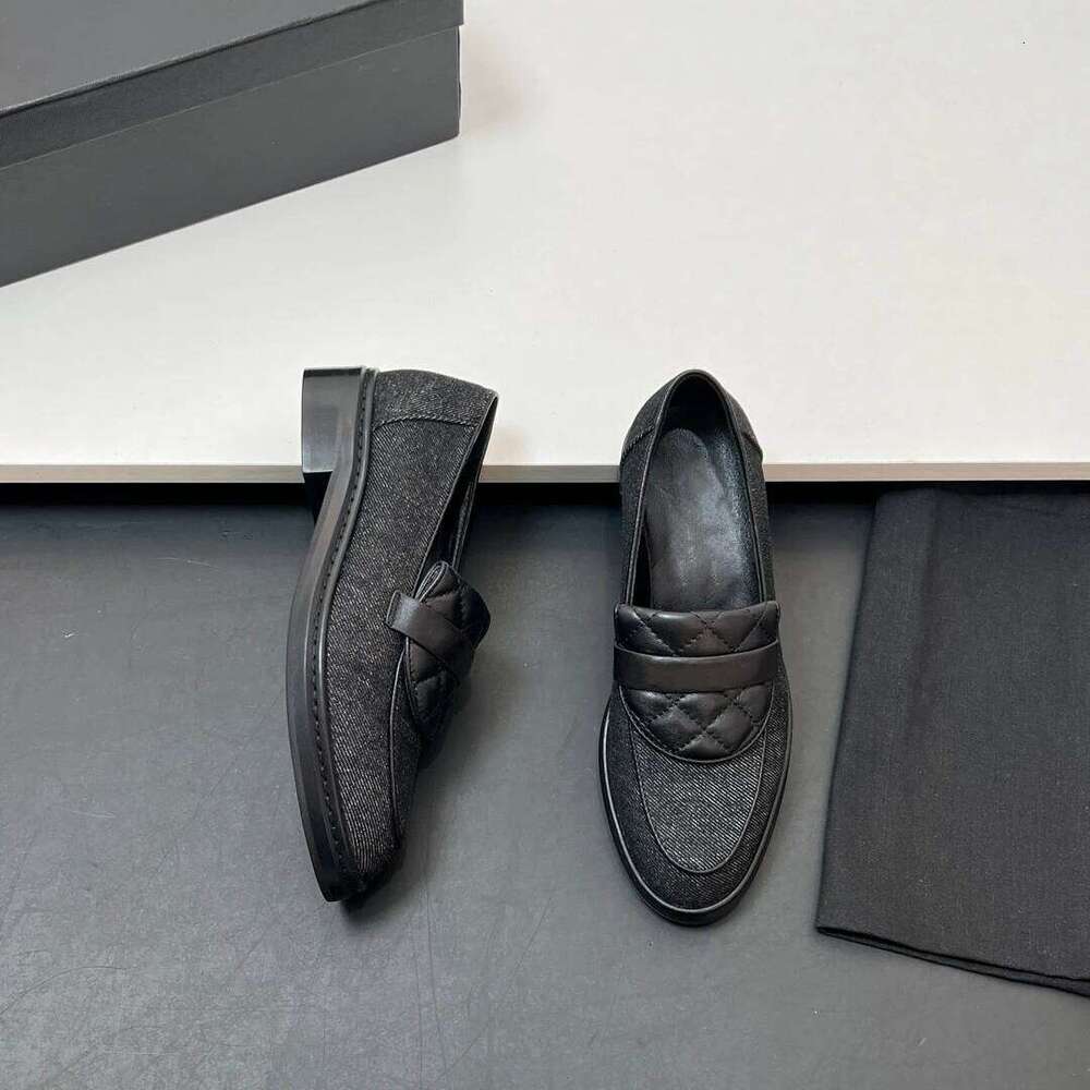 Women Size35-41 Genuine Leather Sewing Loafers Low Heels Leisure Flats Round Toe Designer Shoes Zapatillas De Mujer c2a