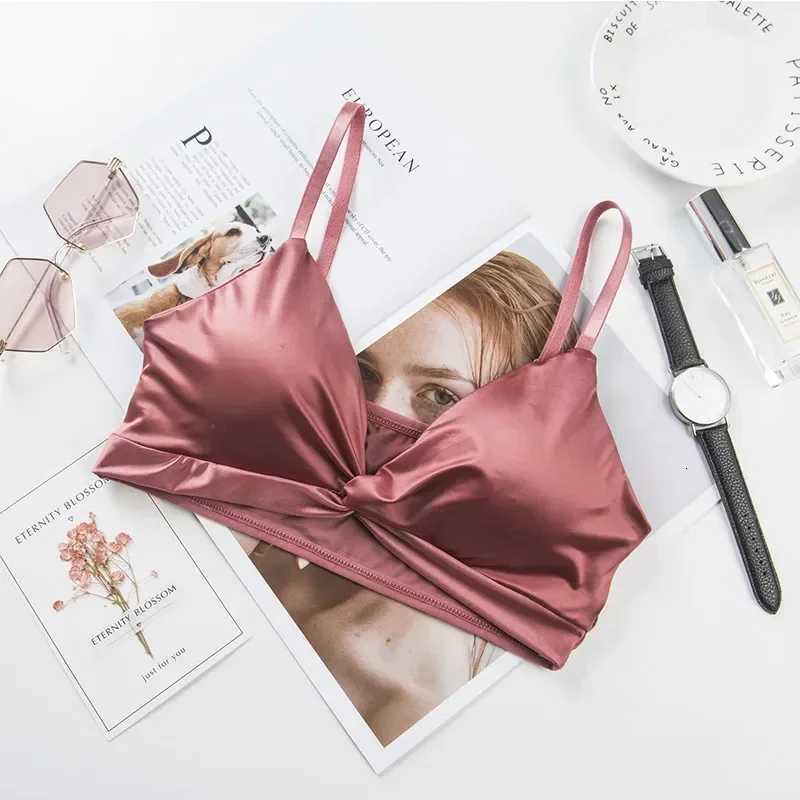 Summer Women Underwear Wirefree Satin Bra Full Cap Bras for Women Hollow Padded Bra Top Lingerie Underwear Z250730