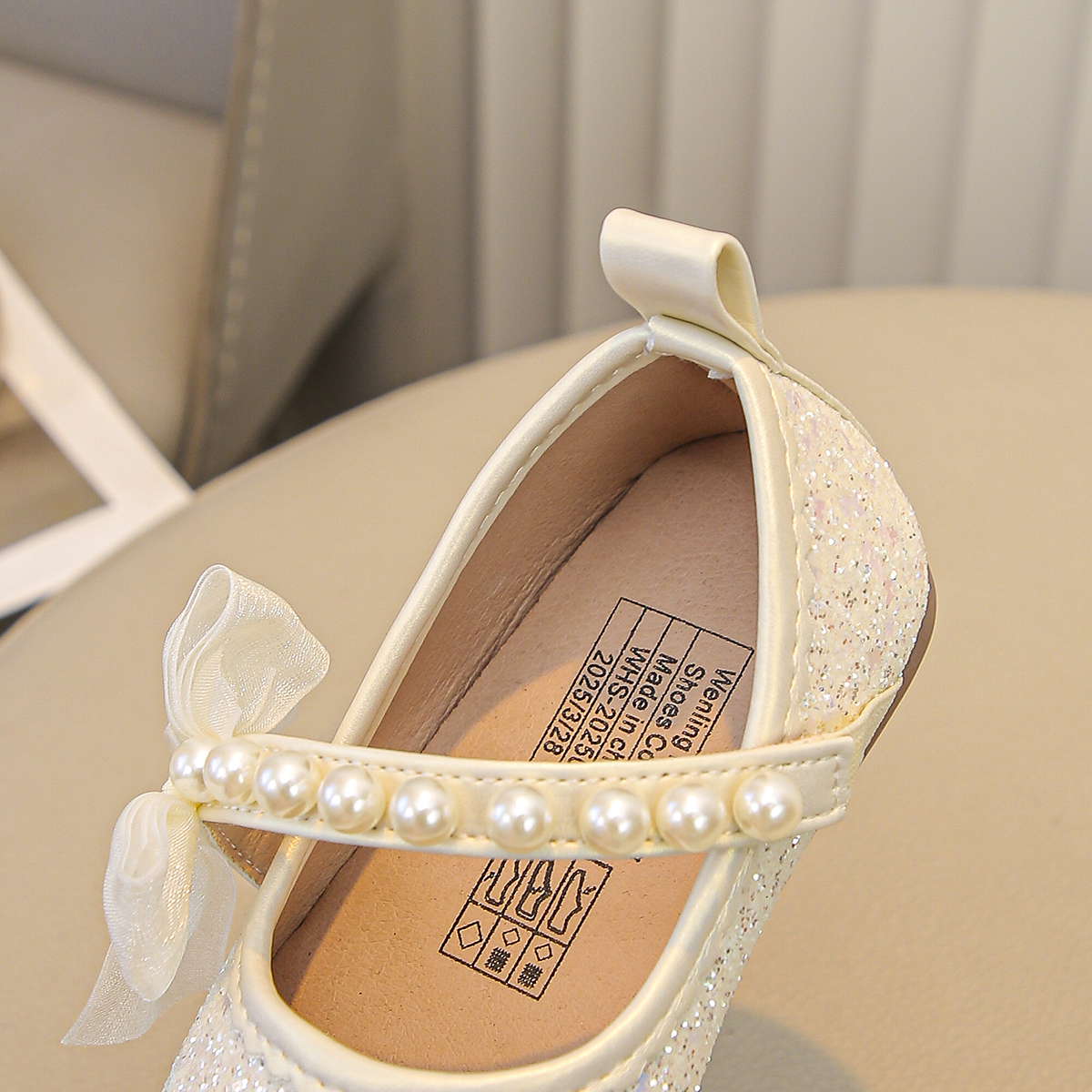 Girls' shiny pearl trip shoes bow decorated delicate little single shoes