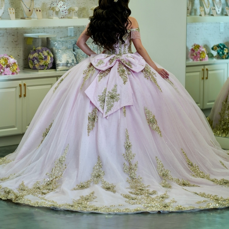 Pink Shiny Quinceanera Dresses Off The Shoulder Gold Applique Lace Beads Bow Tull Ball Gown Vestidos De 15 Anos Sweet 16 Dress