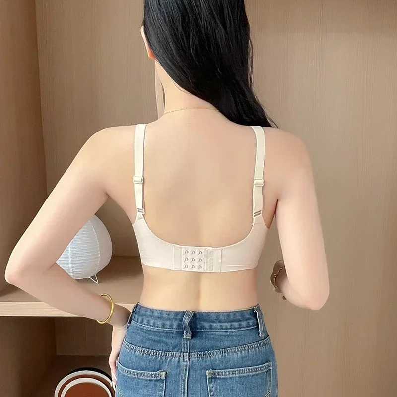 Seamless Underwear for Women with Small Breasts Push-up No Rims Soft Support Sports Bra Large Breasts Small and Thin Z250730