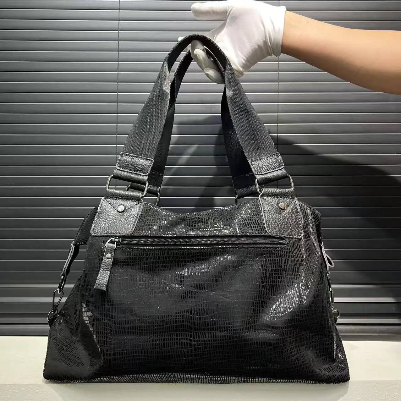 Ladies' fashionable dia jewelry cute teddy bear handbag, large capacity, personalized, elegant, shiny shoulder bag high-quality