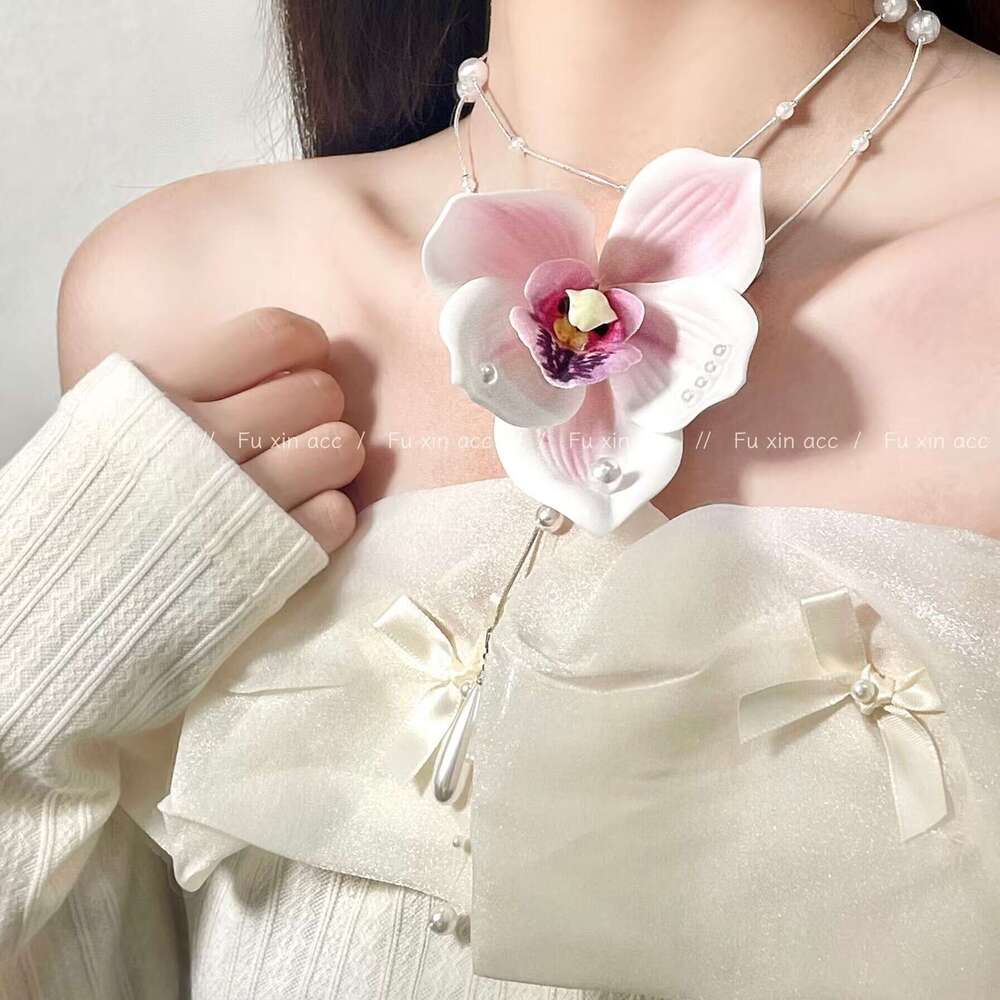 Magnolia Pearl Tassel Necklace for Women 2024 New Minimalist Style Choker Light Niche Design Sweater Chain d0f