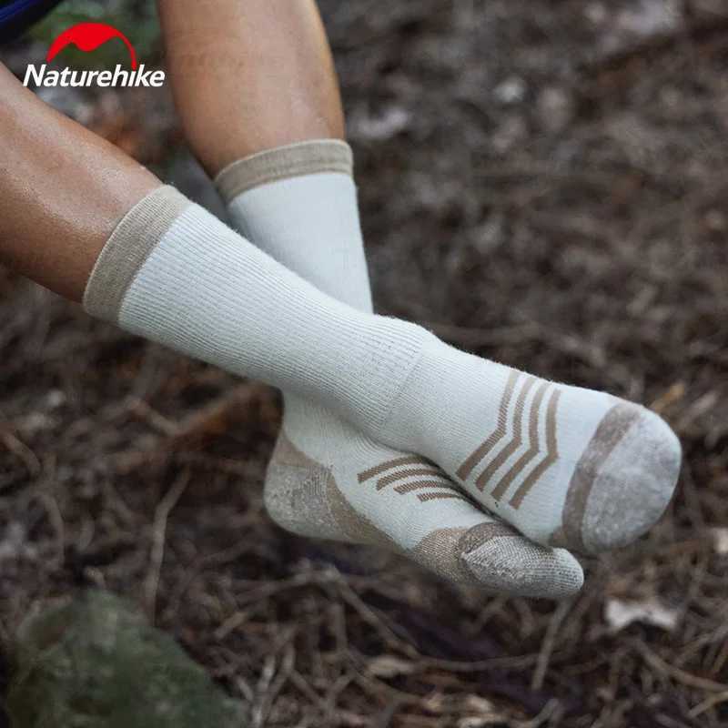 Naturehike Warm Wool Socks Shock-absorbing Outdoor Thickened Merino Mid-Calf Sports Socks Comfort Performance Athletic Socks Z250731