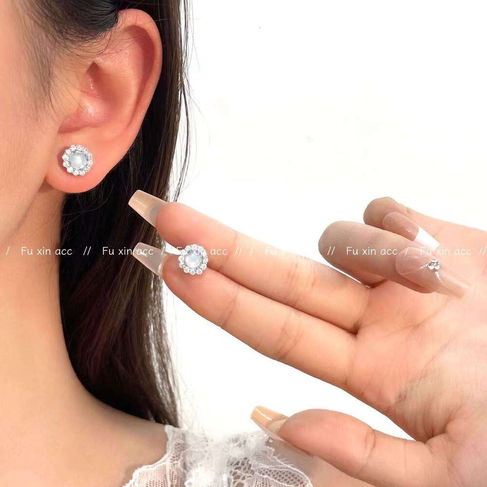 Gentle Lady Natural Jadeite Blue Green Tone High-end Personality Square Round Snowflake Shape Versatile Earrings for Women 7d7