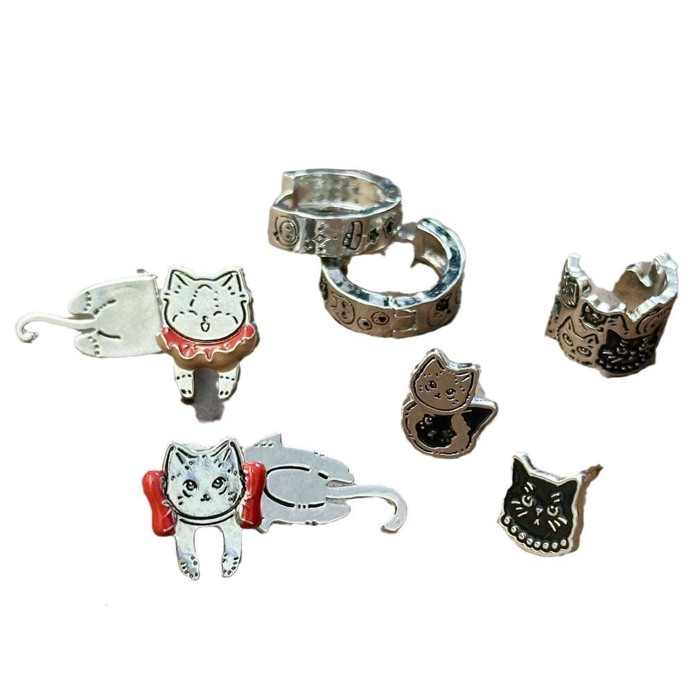 Asymmetric Cute Cartoon Cat Earrings for Women, Light , High-end, Elegant, and Stylish Earrings, 2024 New Model 20e