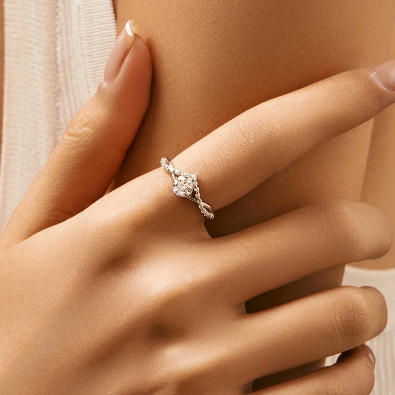 MODIAN Crown D Color Moissanite Ring Delicate Lab Diamond Ring 925 Sterling Silver For Women Wedding Engagement Jewelry y250730