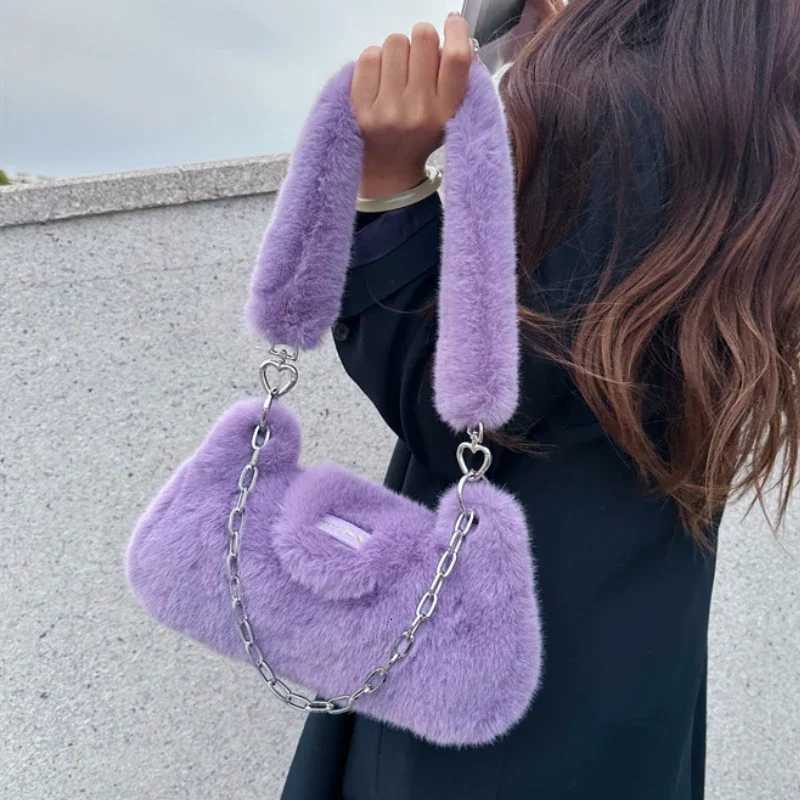 Fashion Solid Color Fake Fur Womens Shoulder Bag Sweet Plush Ladies Armpit Bags Simple New Chain Female Handbag Purse Y250730