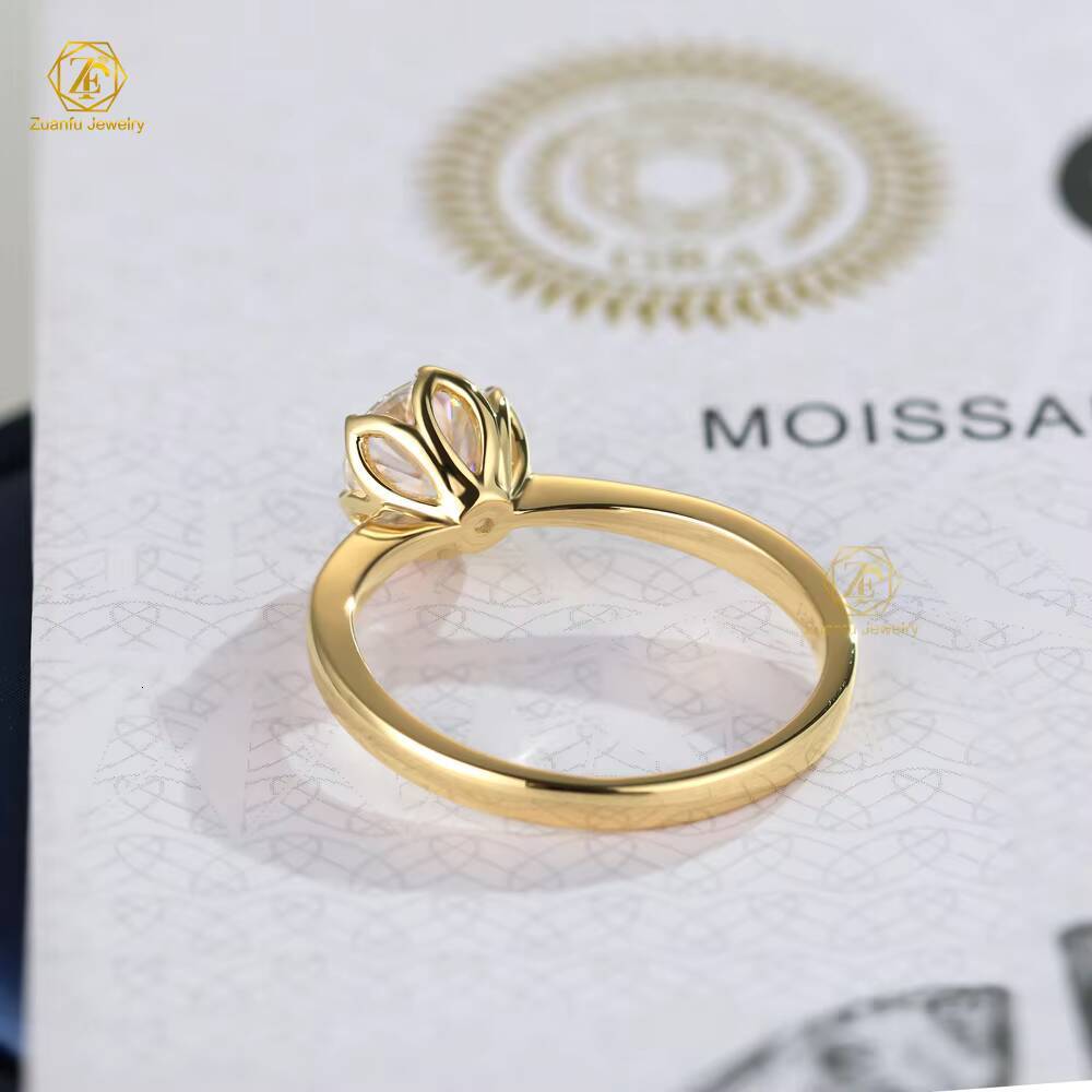Beautiful 6.5mm 1CT Moissanite D VVS Diamond Ring Fashion Design in 14K 18K Yellow Gold Passes Diamond Tester
