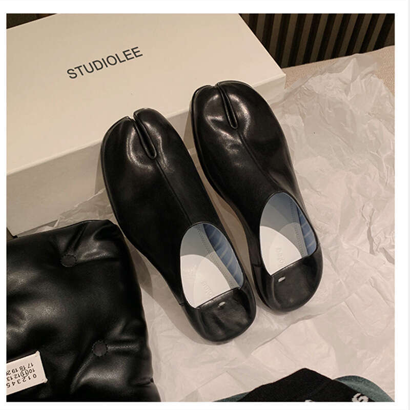 High-End Cowhide Version ~ Grape Mom Same Style Women's Split Toe Flat Half Slippers Lazy Slip-On Pig Hoof Single Shoes for Women