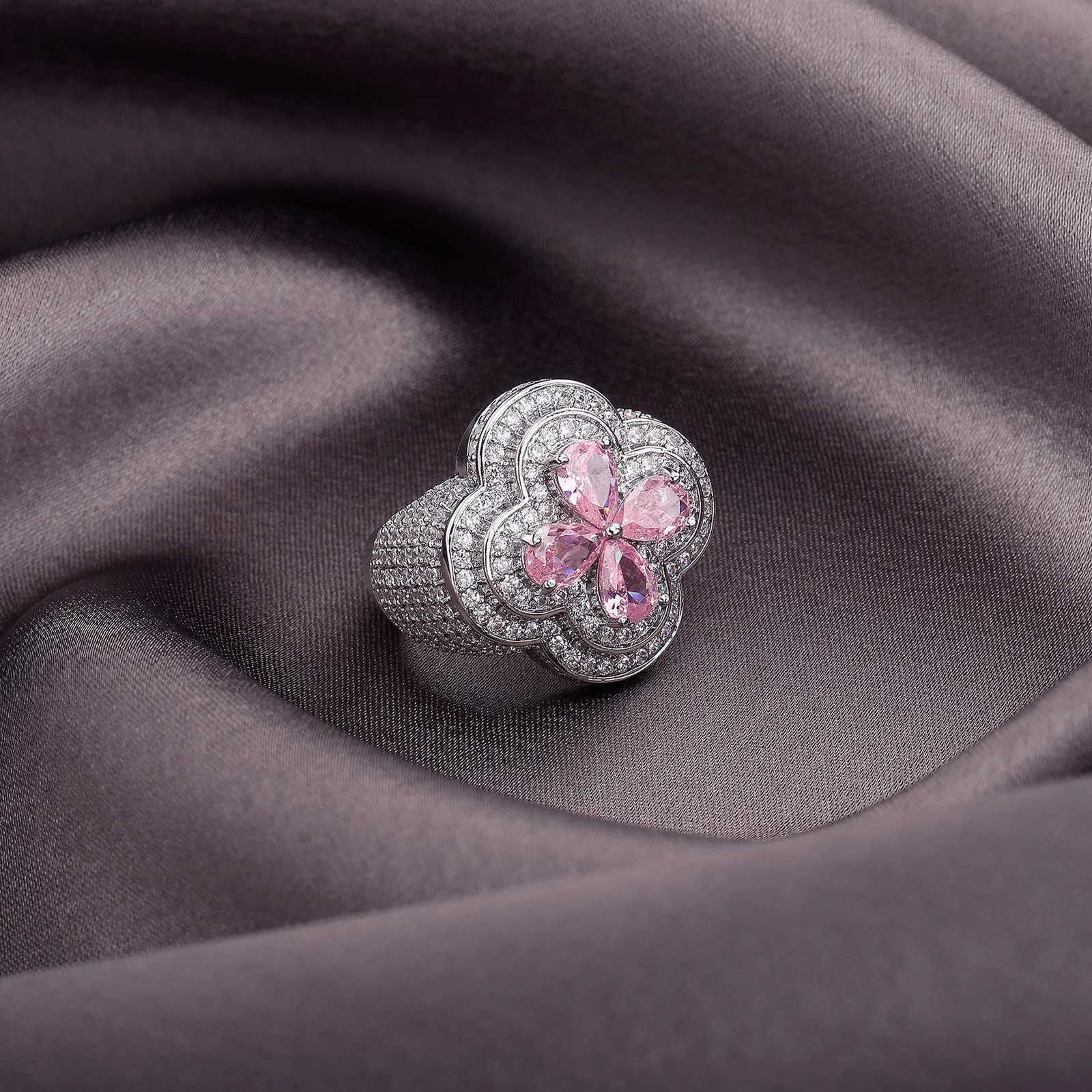 TOPGRILLZ Iced Out Colorful Four Leaf Flower Ring Bling Micro Paved Cubic Zirconia Punk Rings For Men Women Jewelry y250730