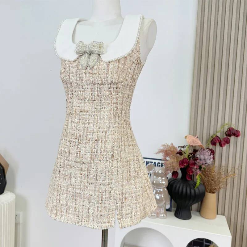 Korean Sweet Tweed Small Fragrance Short Dresses For Women 2025 Fashion Beading Summer Dress Hotsweet Sexy Party Vestidos dongdumaoyi