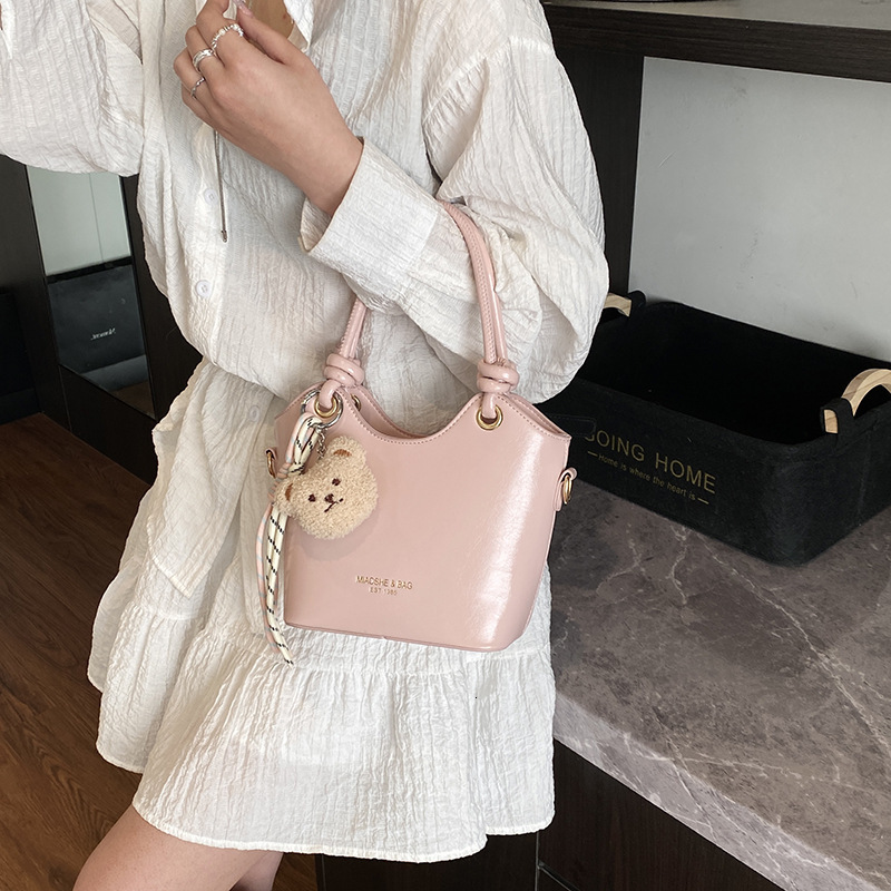 2025 New Handbag Pink Designer Bag for Women Fashion Pu Leather Bucket bag