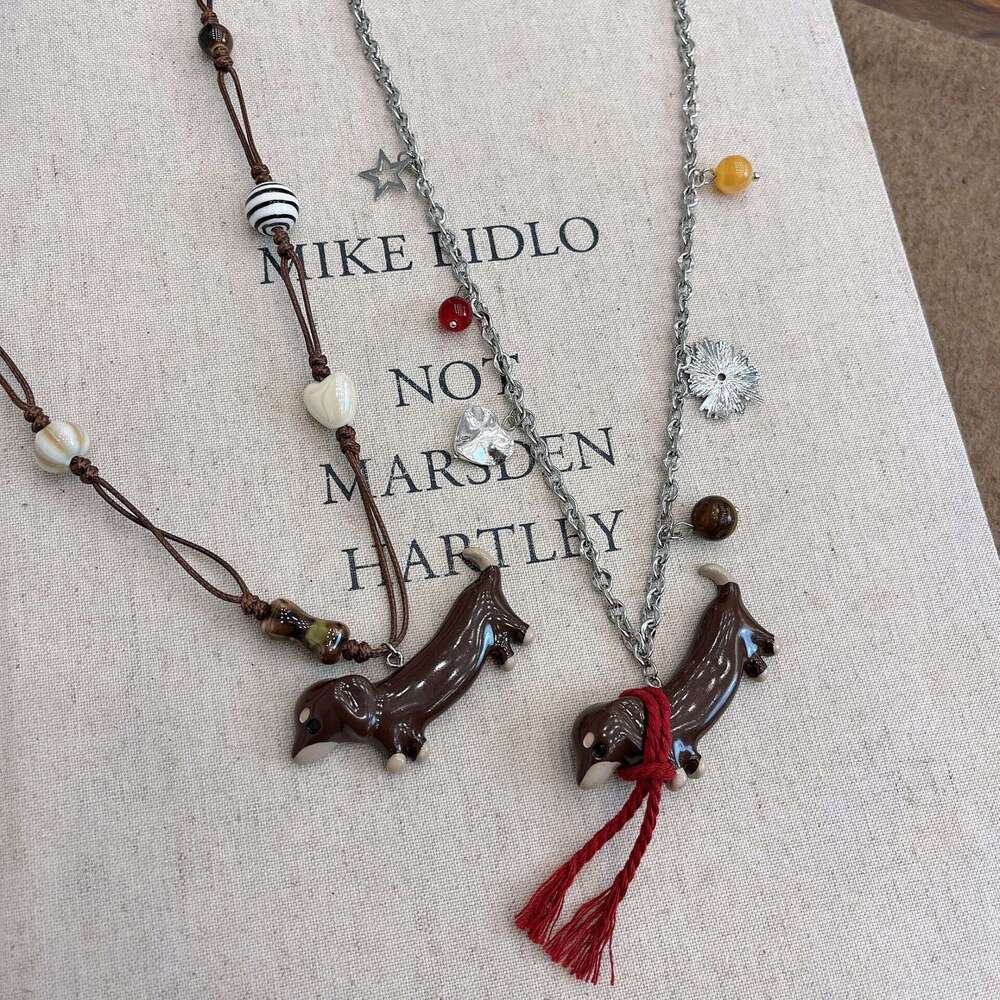 Cute Dog Red Scarf Pendant Necklace High-end Light Niche Autumn Winter New Sweater Chain Accessories for Women e0e