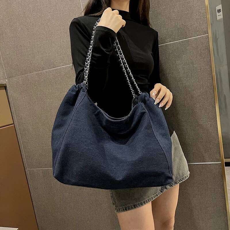Chic Style Big Chain Shoulder Tote Bags For Women 2023 Designer Handbags Denim Fabric Pure Color Large Capacity Shoppers