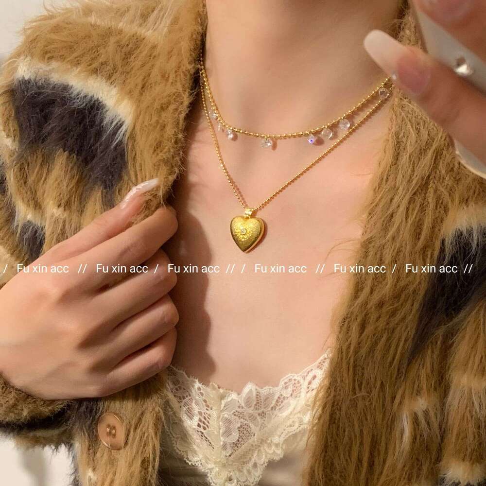 Heart Pendant Vintage Noble Multi-layer Elegant Versatile Collarbone Chain Double-layer Stacking Light Women's Necklace c2a
