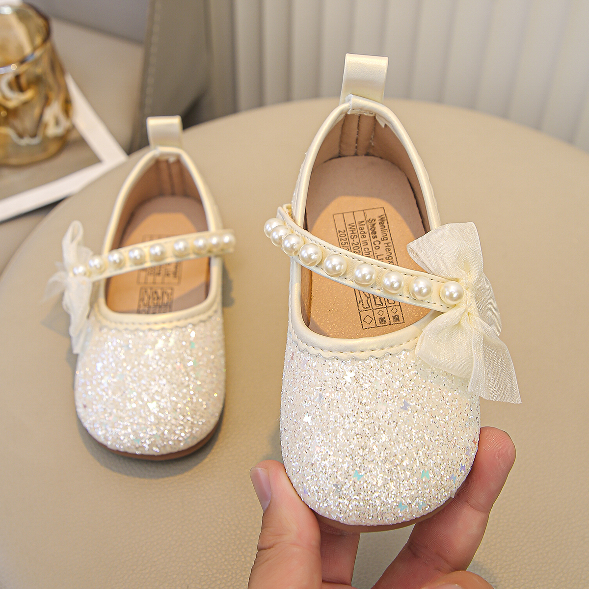 Girls' shiny pearl trip shoes bow decorated delicate little single shoes