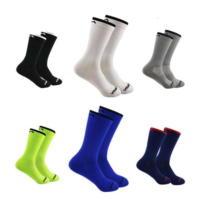 3 Pairs Cycling Socks Men Sport Road Bicycle Socks Bike Racing Football Socks Mid Tube Breathable Mesh Letter Socks Running Z250731